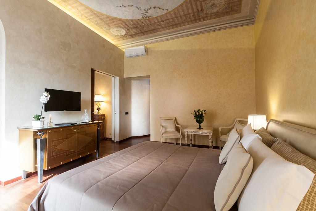Prestigious Apartment Piazza Navona Rom Exteriör bild