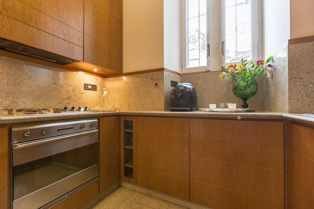 Prestigious Apartment Piazza Navona Rom Exteriör bild