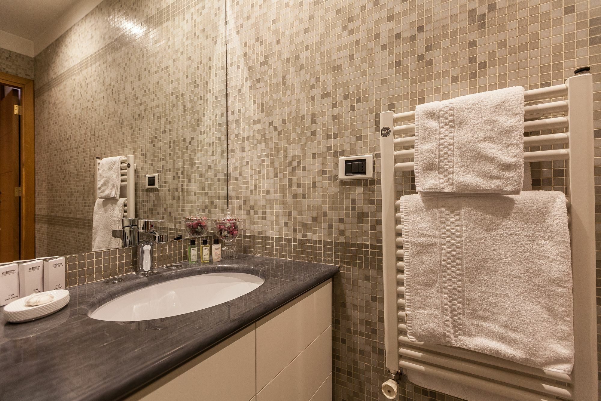 Prestigious Apartment Piazza Navona Rom Exteriör bild