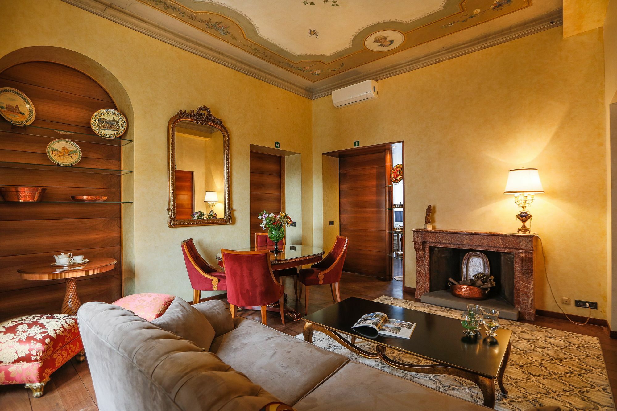 Prestigious Apartment Piazza Navona Rom Exteriör bild