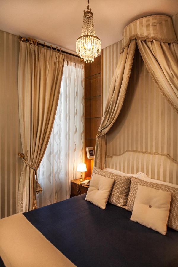 Prestigious Apartment Piazza Navona Rom Exteriör bild